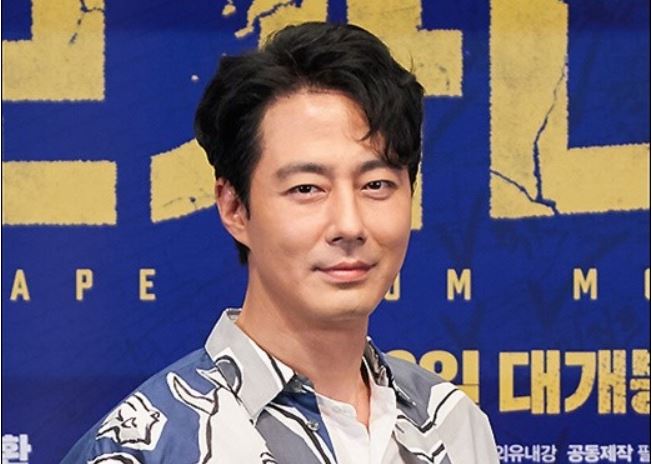 배우 조인성이 지난 22일 서울 롯데시네마 월드타워점에서 진행된 영화 '모가디슈' 시사회에 참석했다. /사진=롯데엔터테인먼트 제공