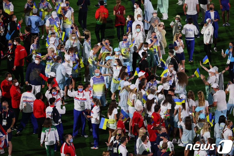 사진 도쿄올림픽 폐막식 '이제는 축제' - 머니S