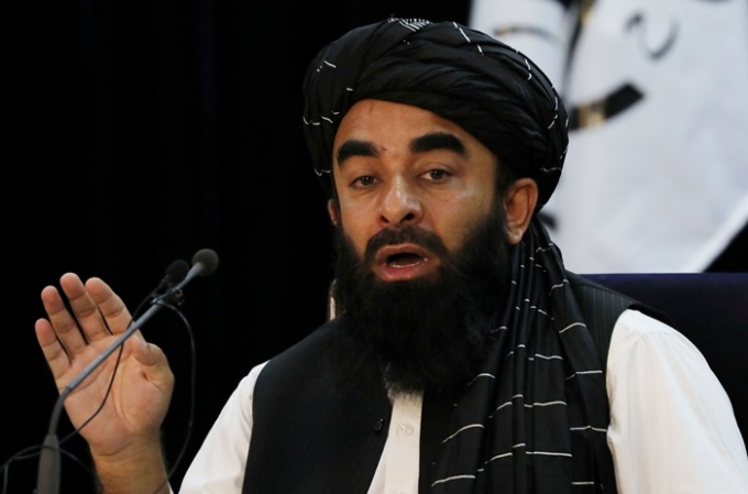 극단주의 이슬람 수니파 무장단체 탈레반이 지난 7일(이하 현지시각) 새 정부 구성을 발표했다. 사진은 전날 아프가니스탄 카불에서 기자회견 중인 자비훌라 무자히드 탈레반 대변인. /사진=로이터