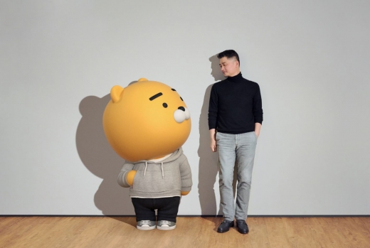 공정거래위원회가 공정거래법 위반 혐의로 카카오 창업자이자 동일인인 김범수 의장에 대한 조사에 착수한 것으로 알려졌다. /사진제공=카카오