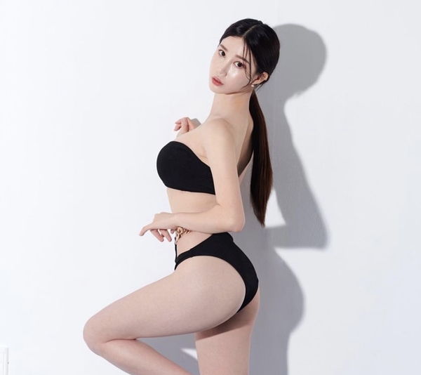 옆태가 예술"… 98년생 치어리더, 섹시미 발산 - 머니S