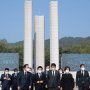 [머니S포토] 국립 4·19 민주묘지 나서는 박병석·박홍근·권성동