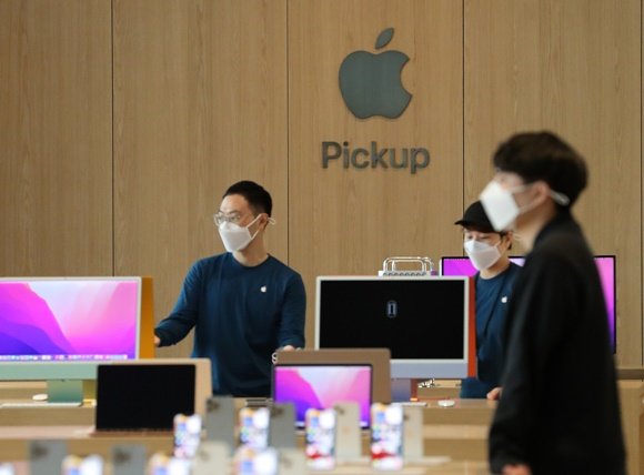 중국 내 첫 애플 픽업 매장, '코로나 발병' 우한시에 문 연다