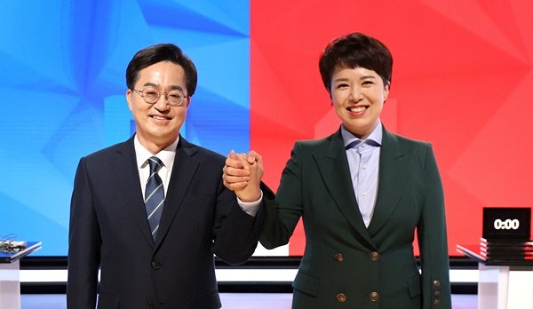 또 뒤집혔다…김동연 42.7% vs 김은혜 42.5%