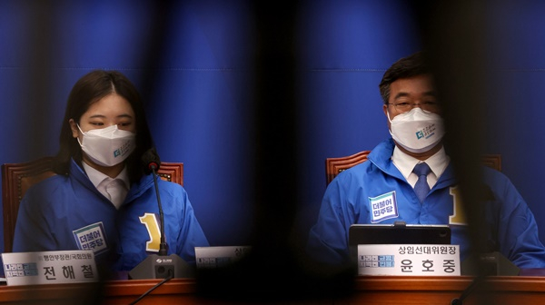 박지현에 쪼개진 민주…"공개 지지" vs "배후 의심"