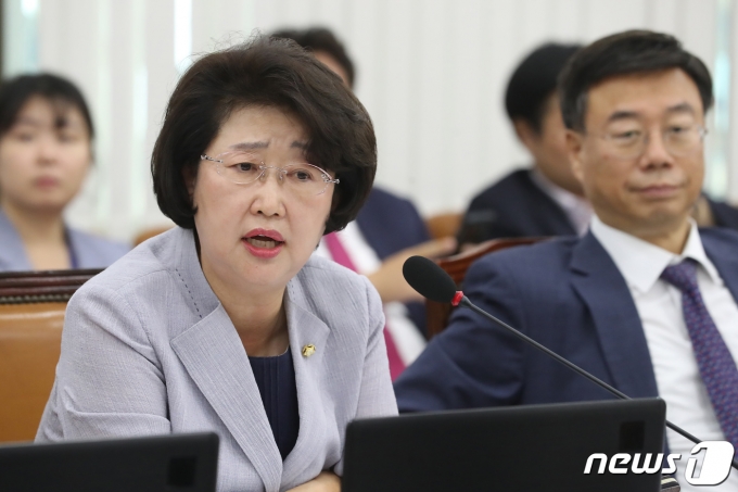 김승희 보건복지부 장관 후보자 (당시 자유한국당 의원) 2019.10.4/뉴스1 © News1 임세영 기자