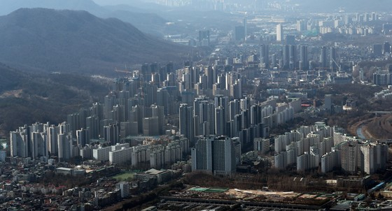 서울 아파트 평균 전셋값 3년 3개월 만에 하락한 것으로 나타났다. /사진=뉴스1