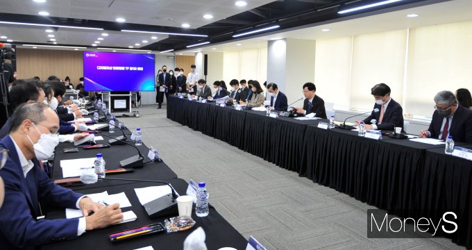 [머니S포토] 김소영 부위원장, 디지털자산 민관합동 TF 제1차 회의 발언