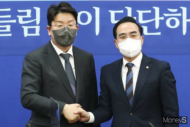박홍근 "尹, 국민과 정면대결" vs 권성동 "민주, 보이스피싱 집단"
