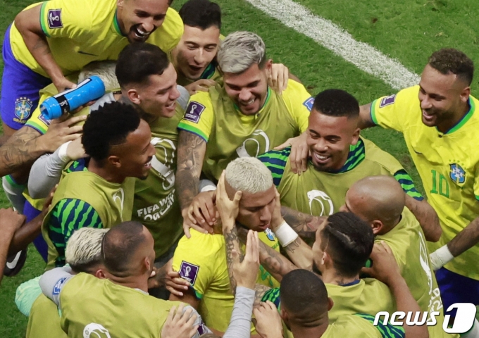 2022 ౸(FIFA) īŸ    ĺ  ù ⿡  Ƽ ռ ¸ ì.  25(ѱð) īŸ   ڴ Ÿ򿡼  G  1 Ƹ 2-0 ߴ.  =1  News1  