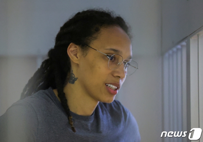 러시아에서 마약 소지 혐의로 징역 9년 형을 선고받은 미국 여자프로농구(WNBA) 선수 브리트리 그라이너(31) ⓒ 로이터=뉴스1 ⓒ News1 이유진 기자