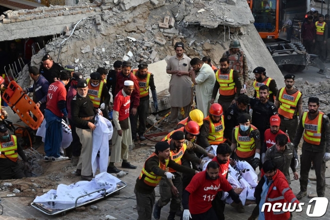 30(ð) Űź ͸  ̽  ź  ߻ ּ 47  150 ƴ.  AFP=1  News1 ΰ 