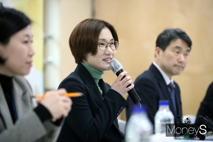 [머니S포토] 김영미 '늘봄학교에 대한 현장 의견 청취'