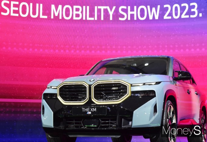 [ӴS] Ƽ  BMW  XM