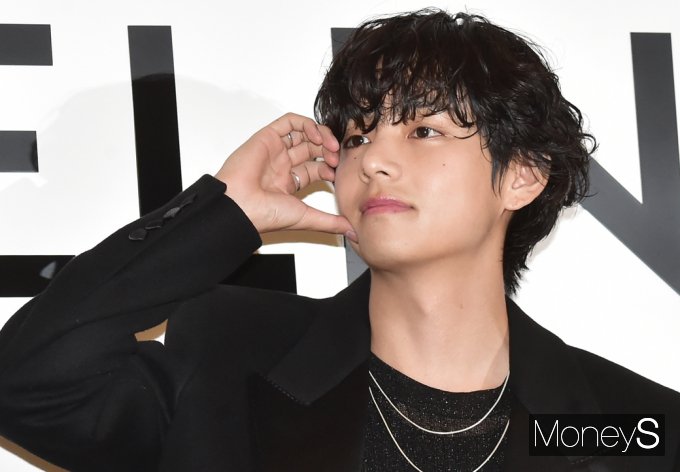 [ӴS] BTS ,    