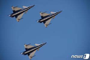 �븸�� ������ ���˴� �߱����� '����' ����