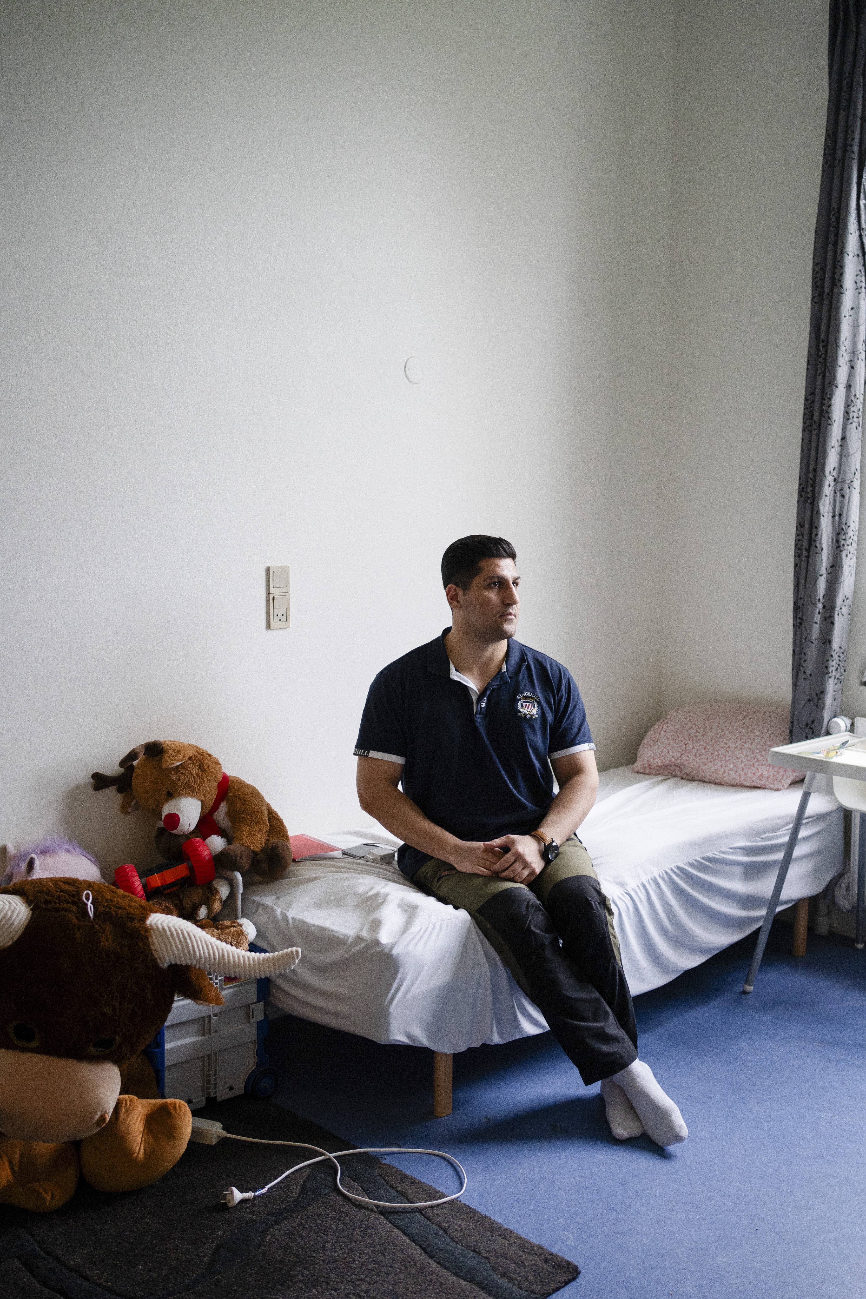 올해 이란을 탈출한 샤호 피로티는 아내와 어린 아들과 함께 덴마크에서의 기회를 희망하고 있다.