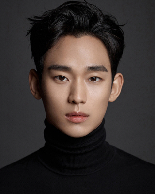 김수현