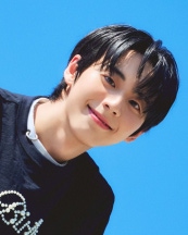 아홉 서정우