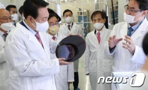 [단독]尹정부, 삼성 CEO 출신 러브콜…민관합동委 위원장직 제안