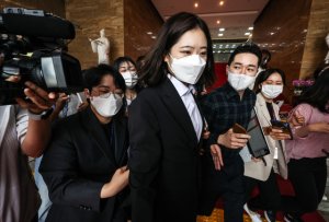 박지현 "尹정부, 반노동" 비판에…與 "땀 흘려 돈 벌어본 적 있나"