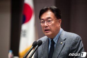 정진석, 이상민 해임 추진 野 겨냥 "'막가파식' 자기모순 정치"