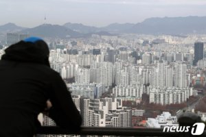 "아파트에 핵·미사일 대피시설 설치 의무화"...尹대통령에 보고