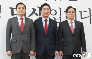 與, 박수영 여연원장·박대출 정책위의장 임명…"당정협의 강화"