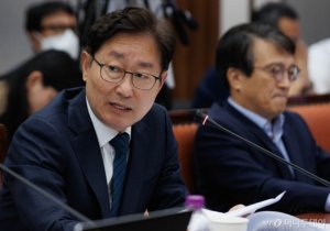 박범계 민주당 선관위원장 "경선 공정성 시비 없도록 할 것"