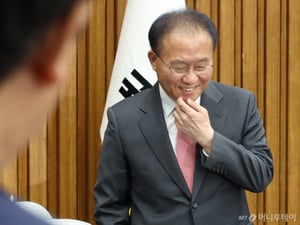 �����, ����ȸ�� � �н� ������ "���� �����ϰڴ� �ϸ� ����ưڳ�"