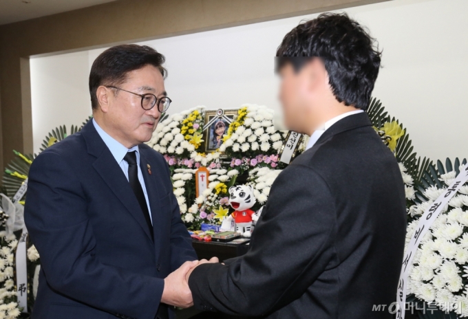 우원식 의장, 대전 찾아 故김하늘양 조문 "근본대책 마련할 것"