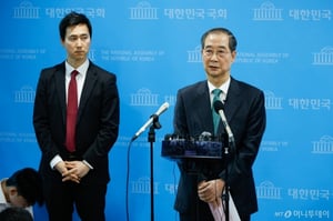 한덕수 "민주당 최상목 탄핵, 정말 실망…정치수준 이 정돈가 참담"
