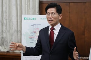 김문수 "국회의원 불체포특권 폐지…사전투표 없애고 본투표 이틀 실시"