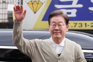 "김대중 사형선고, 조봉암 사법살인"…이재명, 사법부 맞서 여론전