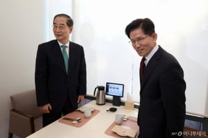 김문수·한덕수 1시간20분 '단일화 회동' 빈손…"재만남 약속도 없어"