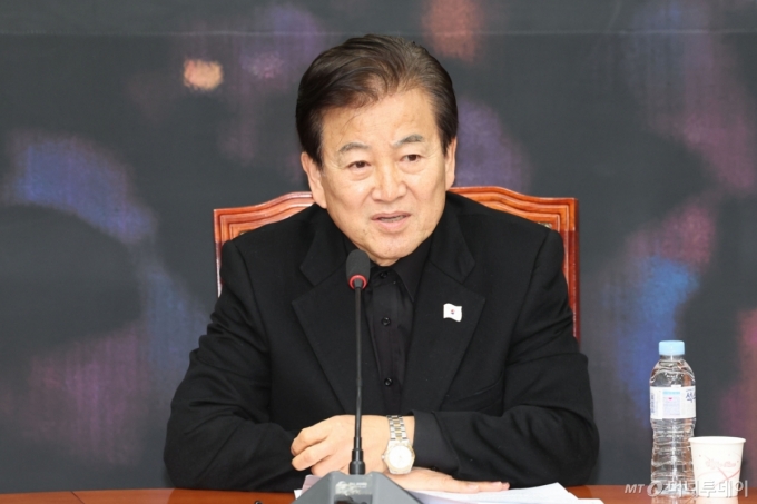 민주당 "SKT 위약금 청구는 불법…집단소송 해당될 수 있어"