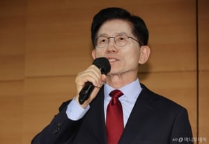 김문수 선대위, '12·12 군사반란 가담' 정호용 상임고문 위촉 취소