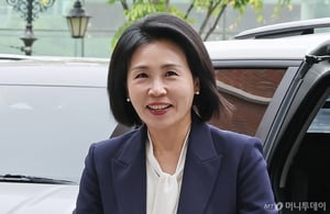 김혜경·설난영 여사 '내조' 레이스…"남편이 못가면 내가 간다"