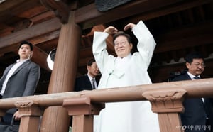 이재명, '텃밭' 전북에 선물 보따리..."올림픽·재생에너지·K푸드"