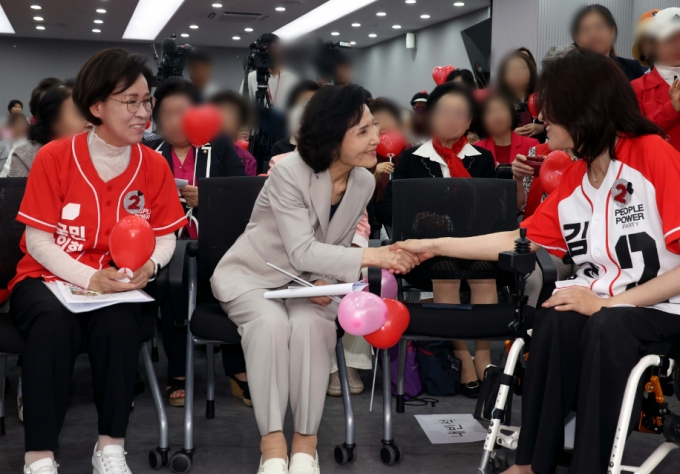 '지원 사격' 설난영 "30년 선거 경험 봤을 때 김문수 승리 확신"