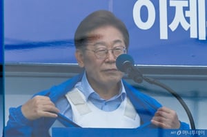 '방탄·경호' 공방…경호원 돌려보낸 김문수에 민주당 "용감 아닌 만용"