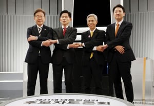 이재명 "극우와 결별할건가" VS 김문수 "민주당은 독재"···TV 토론 '난타전'