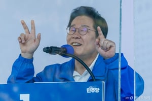 '좁아진 지지율 격차에'...손가락까지 동원한 이재명 "옆집까지 3표 부족"