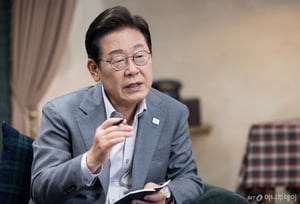 ETF에 1억 투자하는 이재명 "민주당 정부 들어서면 국장 좋아져"