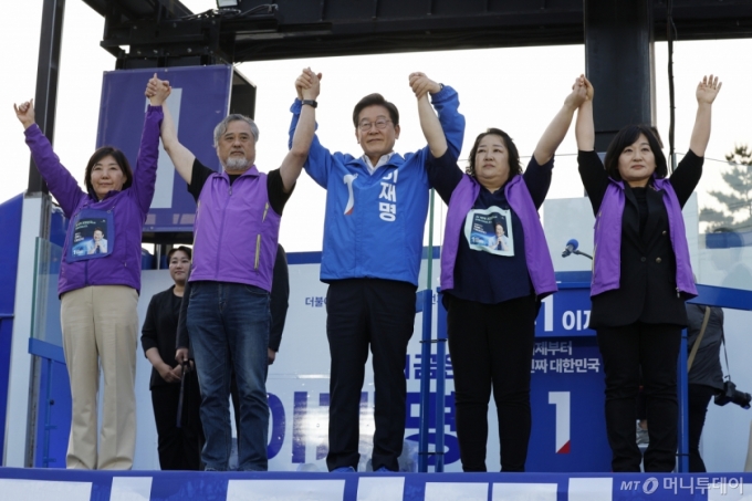 이재명 "보수정권 들어서면 꼭 대형참사 벌어진다...우연 아냐"