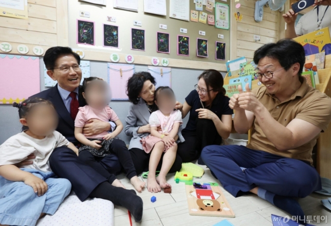 김문수 가족, 마지막 TV광고에 총출동…"함께 내세울 수 있는 가족"