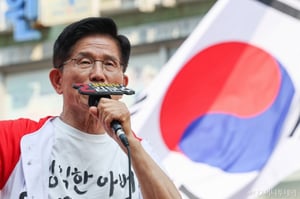 김문수 "리박스쿨 댓글조작? 전혀 모르는 일…근거 없이 말하면 안 돼"