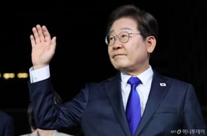 [속보]이재명 "제게 맡긴 첫번째 사명...내란 확실히 극복할 것"