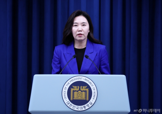 이재명 대통령, 대북 확성 방송 중지 지시···"평화 정착 의지"