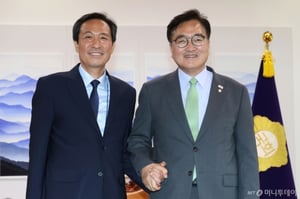 국회와 스킨십 강화하는 우상호···"낮은 자세로 경청할 것"